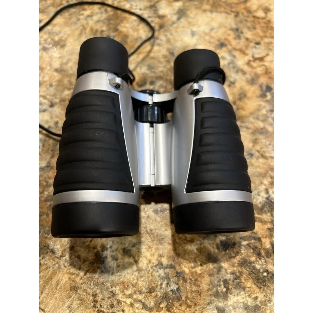 Vivitar 4 X 30 Coated Compact Binoculars With Strap & Storage Pouch VTG‎
